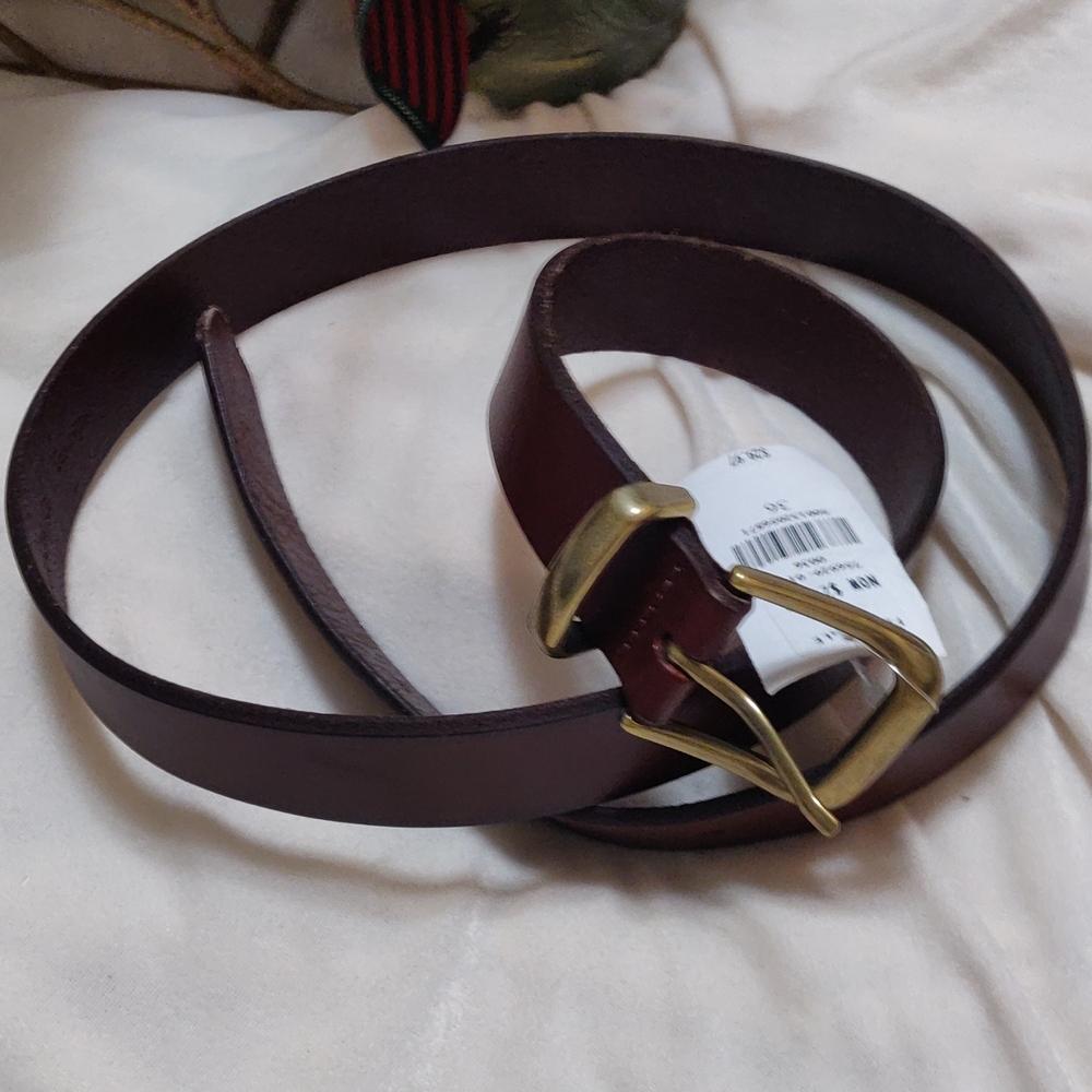 Banana Republic Men's Brown Leather Belt With Gold/Brass Buckle NWT 36